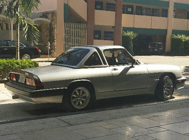 1986 Alfa Romeo Quadrifoglio for rent / lease - cars for props 3