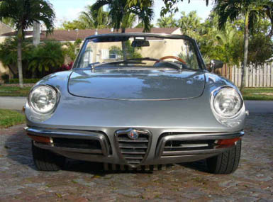 1969 Alfa Romeo Duetto for rent / lease - cars for props 2